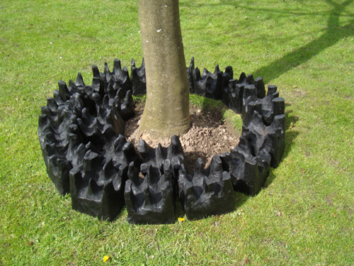 Border Spikes, Burnt Poplar, 27 Pieces, each approx. 19cm x 19cm, Height from 18cm-39cm